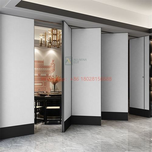 最新の会社ニュース 高湿度 の 東南 アジア の 気候 に 適した 耐久 的 な 移動 できる 隔壁