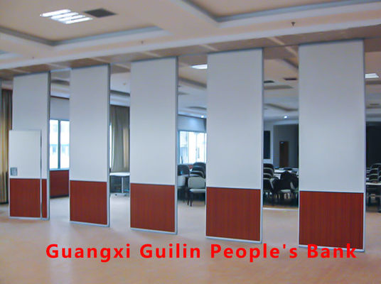 良い価格 STC Rating 42-56dB Movable Partition Wall with 6061-T6 Profile and Q235 Steel Frame for Superior Soundproofing オンライン