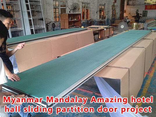 良い価格 Fireproof Movable Acoustic Partition Wall with 56dB Sound Insulation and 6061-T6 Profile オンライン