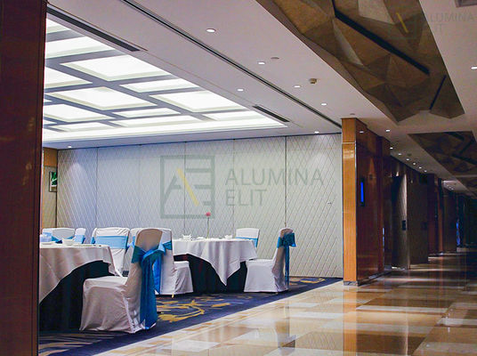 良い価格 STC評価42～56dBの防音性能を持つスライド式間仕切り壁、6061-T6プロファイルQ235鋼フレーム オンライン